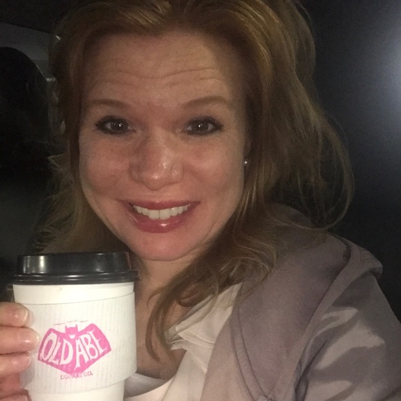 Meet your Posher, Amy - Picture 1 of 1